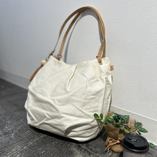 Canvas balloon tote bag