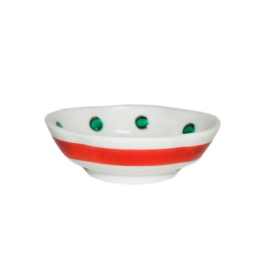 [Eisyou] Dish with five-petal floral motifs, cucumber
