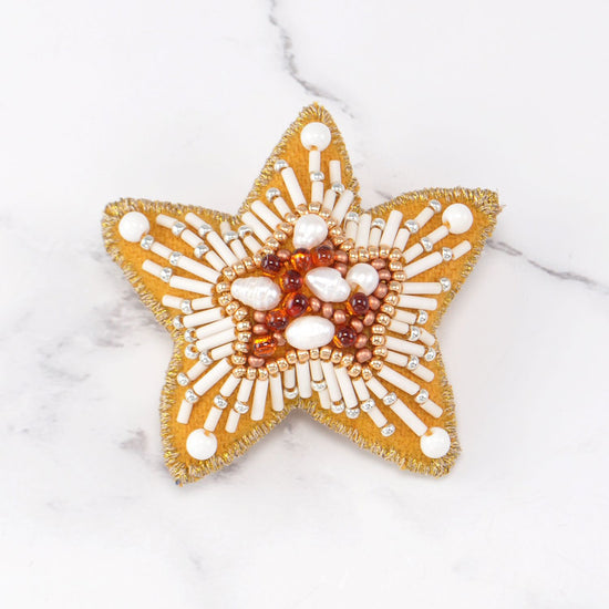 Very light star brooch, happy feeling 7