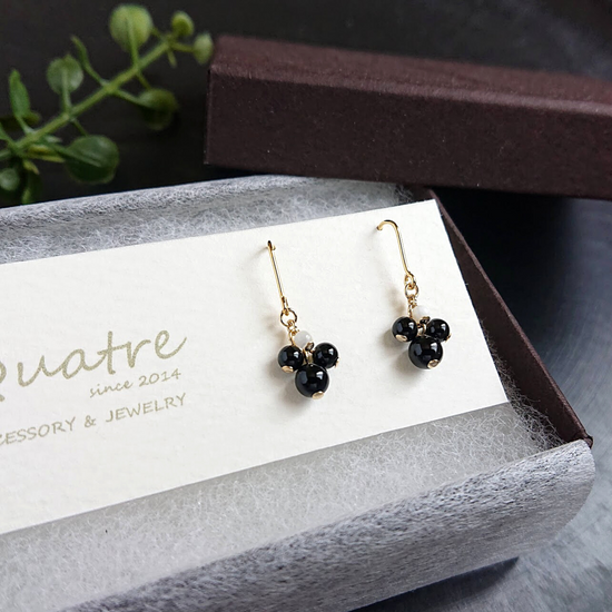 오닉스 피어싱 이어링 콰트르