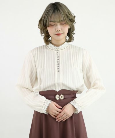 Schematic Ribbon Lace Stand Collar Blouse