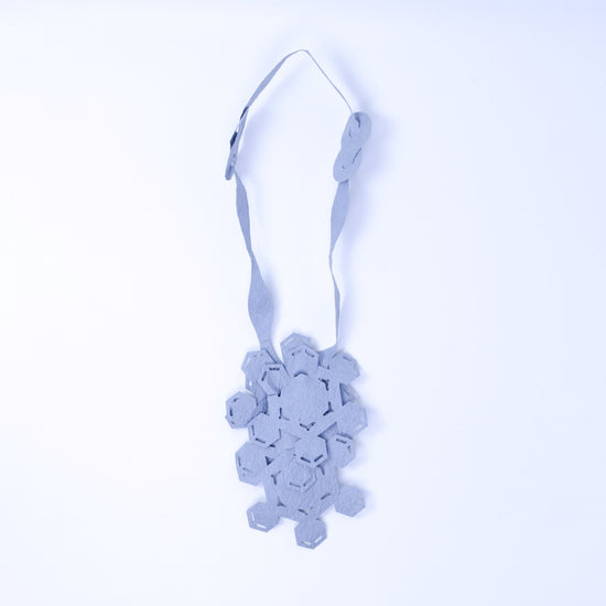 Necklace of Melting Snow [Washi]
