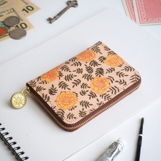 Round Zipper Compact Wallet in Vintage Marigold Leather