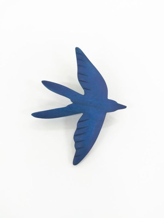 Wood swallow brooch (3 colors)