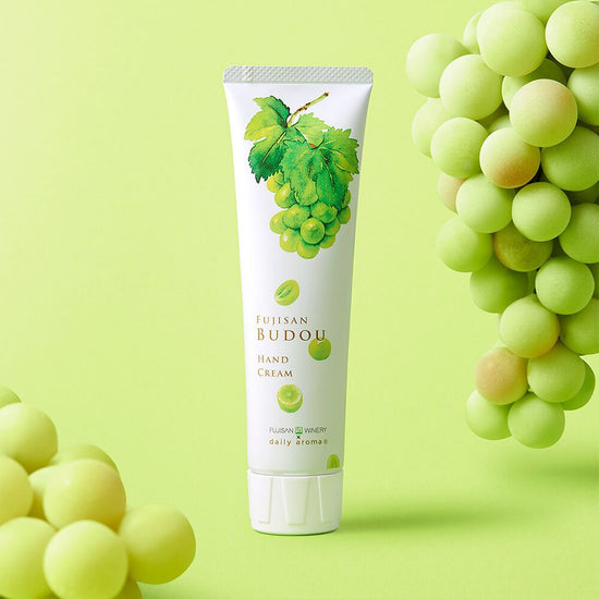 [Seasonal]Fuji grape hand cream 75g [Muscat].