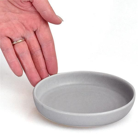 Cuisine Gray Matte Spume S Grayish Western Tableware Round Plate Made in Japan Minoyaki Stylish Modern