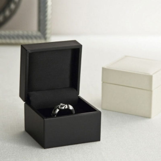 Box for pierced earrings, rings and necklaces, with cut-out mount for both, GT series in leather, 10 pieces, GT-53-REP