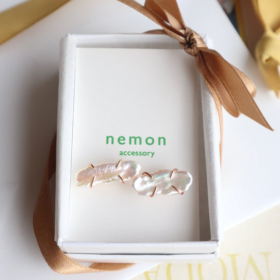 Baroque pearl pierce