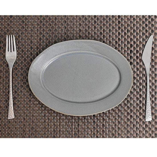 Wide rim gray 23cm platter, grayish Western tableware, shaped plate, made in Japan, Minoyaki, cafe style.