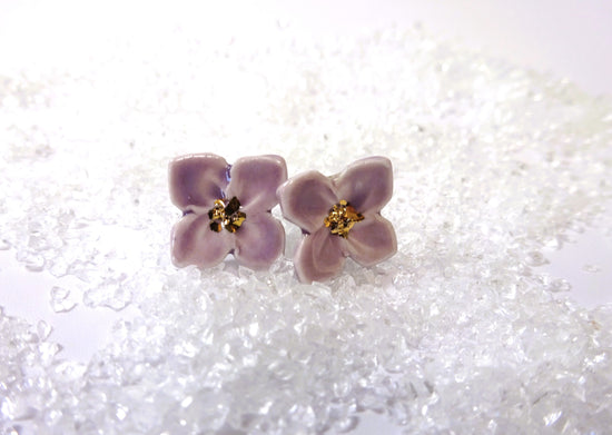 Small Flower Pierced / Earrings Lavender