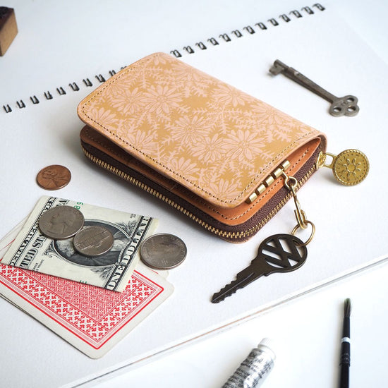 Key Wallet [ Mini Wallet + Key Case ] (Daisy) Cowhide All Leather Compact