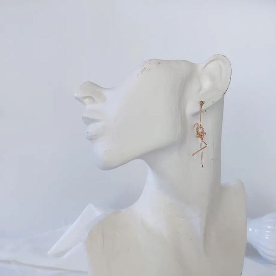 Awajimusubi Flamingo Pierced earrings / Clip-on earrings