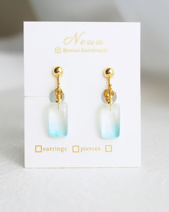 Soda water ore [ Plastic non-hole pierced earrings / Clip-on earrings / Titanium pierced earrings / Plastic pierced earrings ]