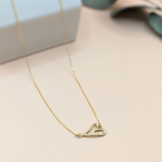 *Cloud of hearts* fluffy cute heart motif necklace (brass)