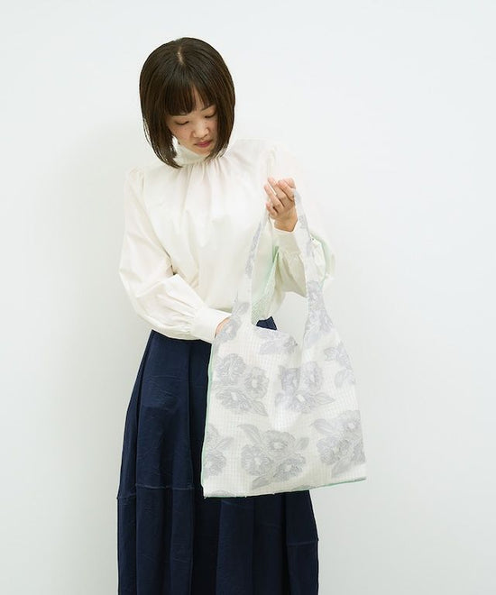 TWINS bag <M> [gray flower × ice green].