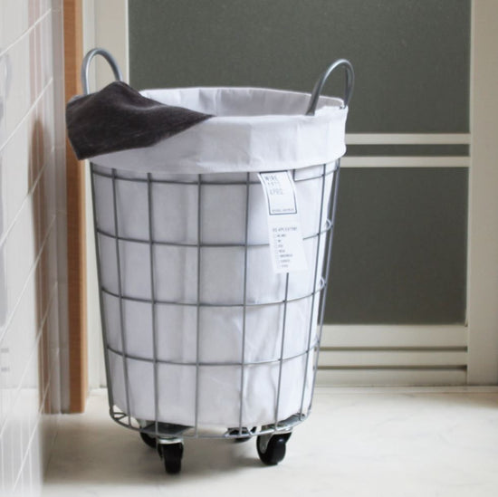 WIRE ARTS & PRO LAUNDRY BASKET with CASTER 33L / Laundry Basket