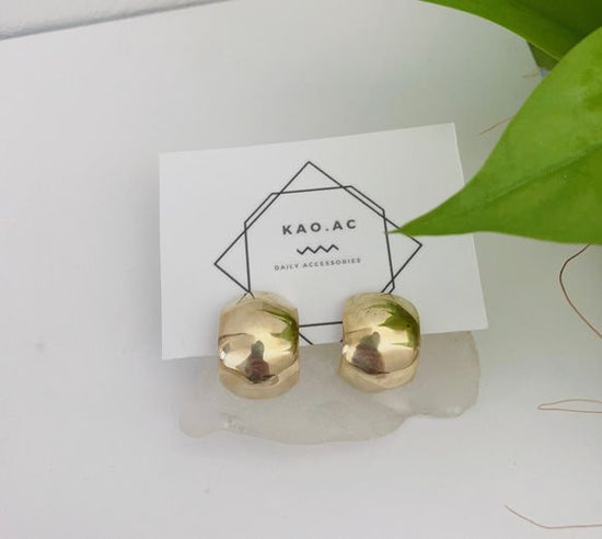 Brass ear curl gold Pierced earrings bigtype 14kgf post Clip-on earrings changeable volume