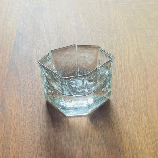 [Yoshihiro Nishiyama] Rectangular sake cup A