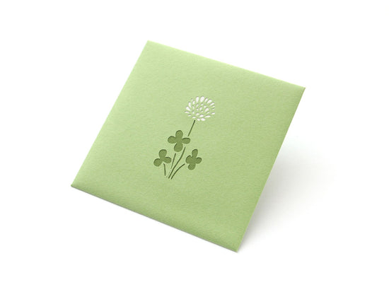 Paper cutout pouch [white clover].