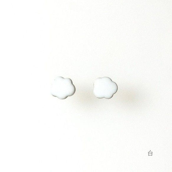 WATAGUMO large "white" Clip-on earrings