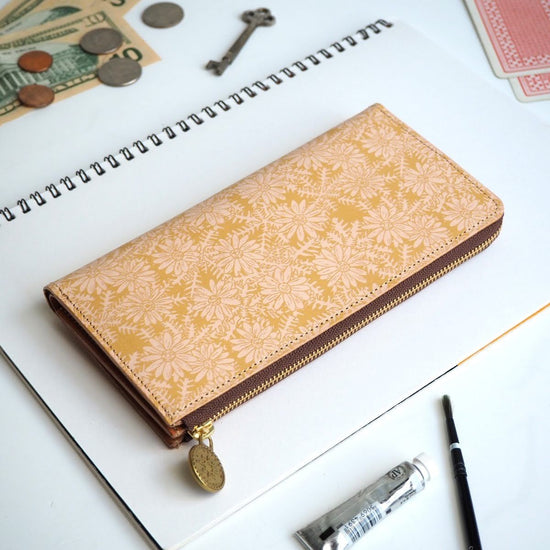 L-Shape Zipper Long Wallet (Peaceful Daisy) All Leather for Ladies and Men