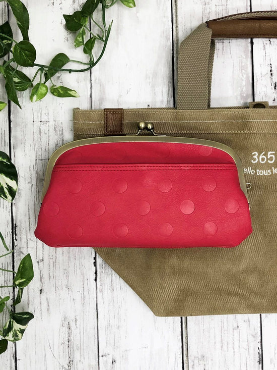 Dot-Colored Synthetic Leather Gusseted Long Wallet