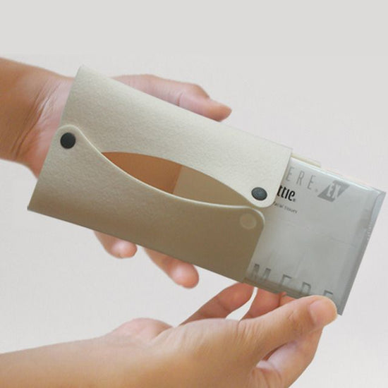 Pocket tissue case〈negative