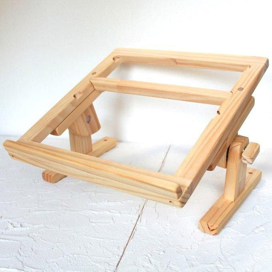 Square embroidery stand, S size (EXPORT) [for embroidery frames 15-30 cm] <embroidery frame not included>/for export