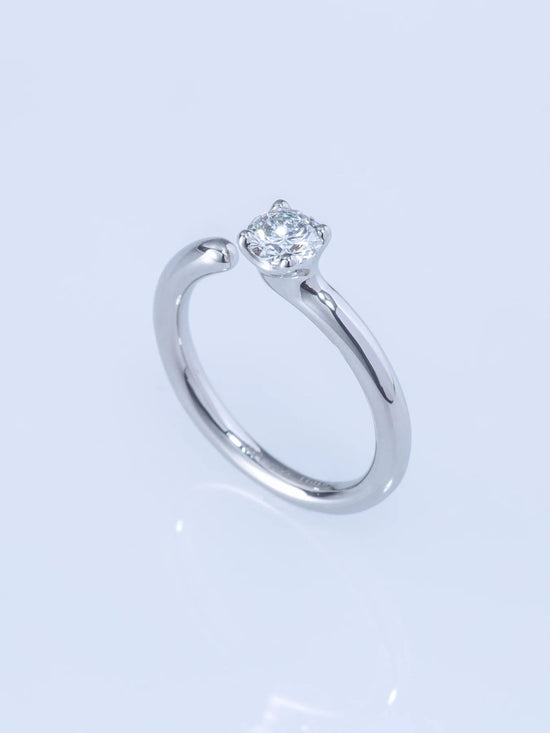 ONE PT900 0.5CT ROUND RING