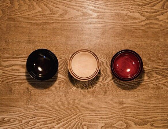 Three-Colored Bowl with Red Stripes, Horse Chestnut SO-359