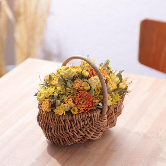 Basket arrangement-M-yellow×orange