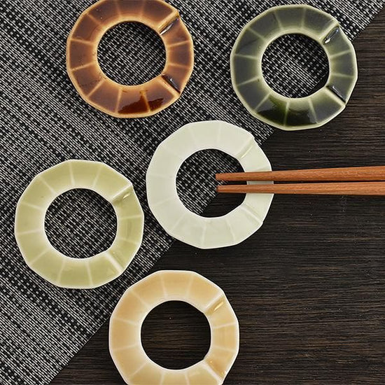 Hiwanest chopstick rest, green type, Japanese tableware, chopstick rest, made in Japan, Minoyaki, stylish, modern