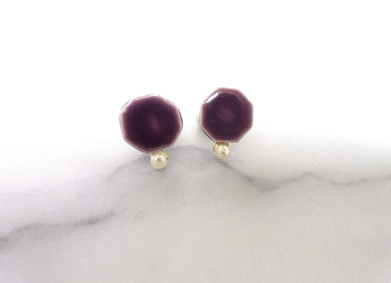 Small octagonal and small freshwater pearl ceramic pierce/earring (purple)
