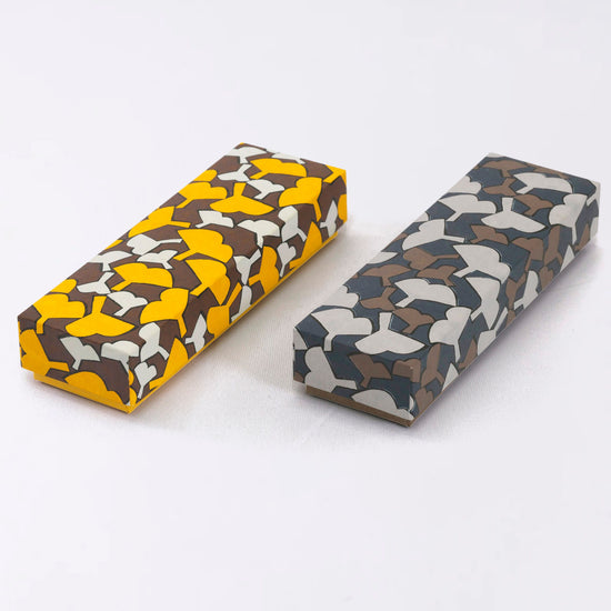 Kyoto Hand-dyed Washi pen case (Gingko)