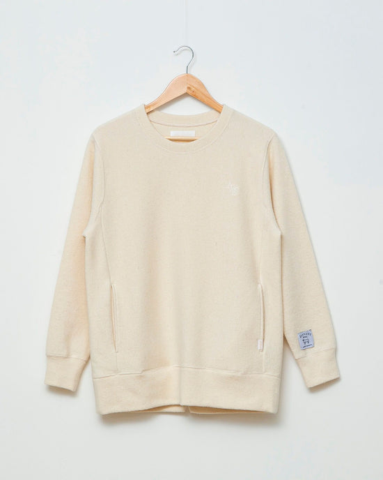 A blends Hokkaido Wool Sweatshirt Crew Neck