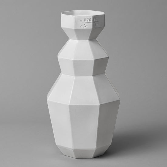 Flower Vase 02 (2 colors)