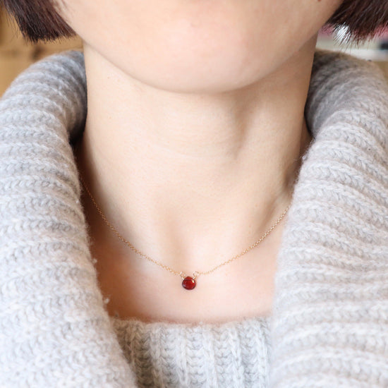 Birthstone necklace Garnet (January)