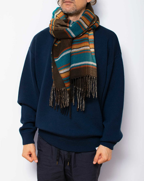 A blends reversible check scarf