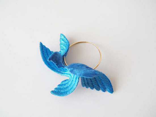 ARRO JOY "LITTLE BIRD" EARRINGS BLUE