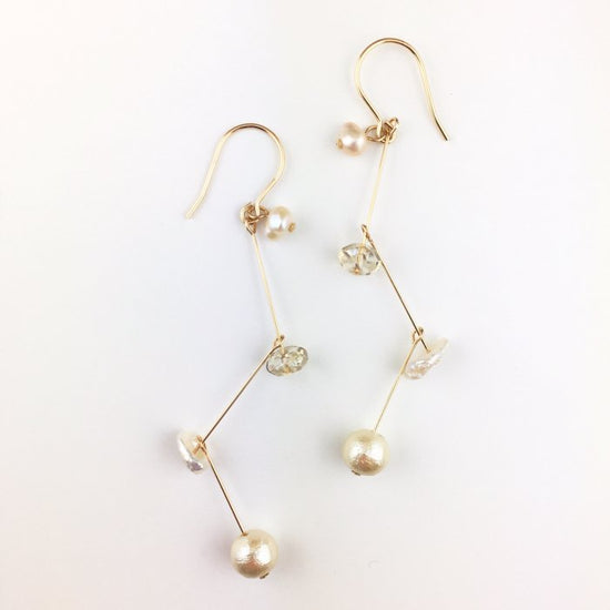 Mix Pearl Swing earrings