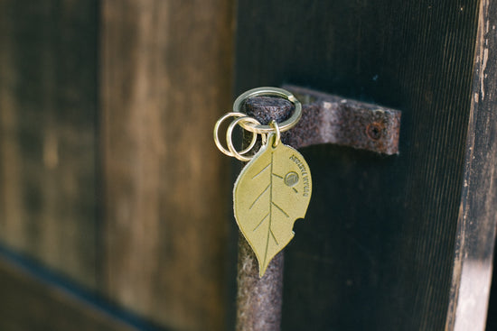 DURAM Leaf Key Chain
